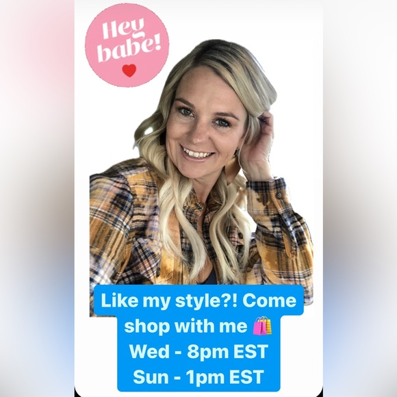 👍👍Like my post to be notified when I go live 🎉🎉 - Picture 1 of 1